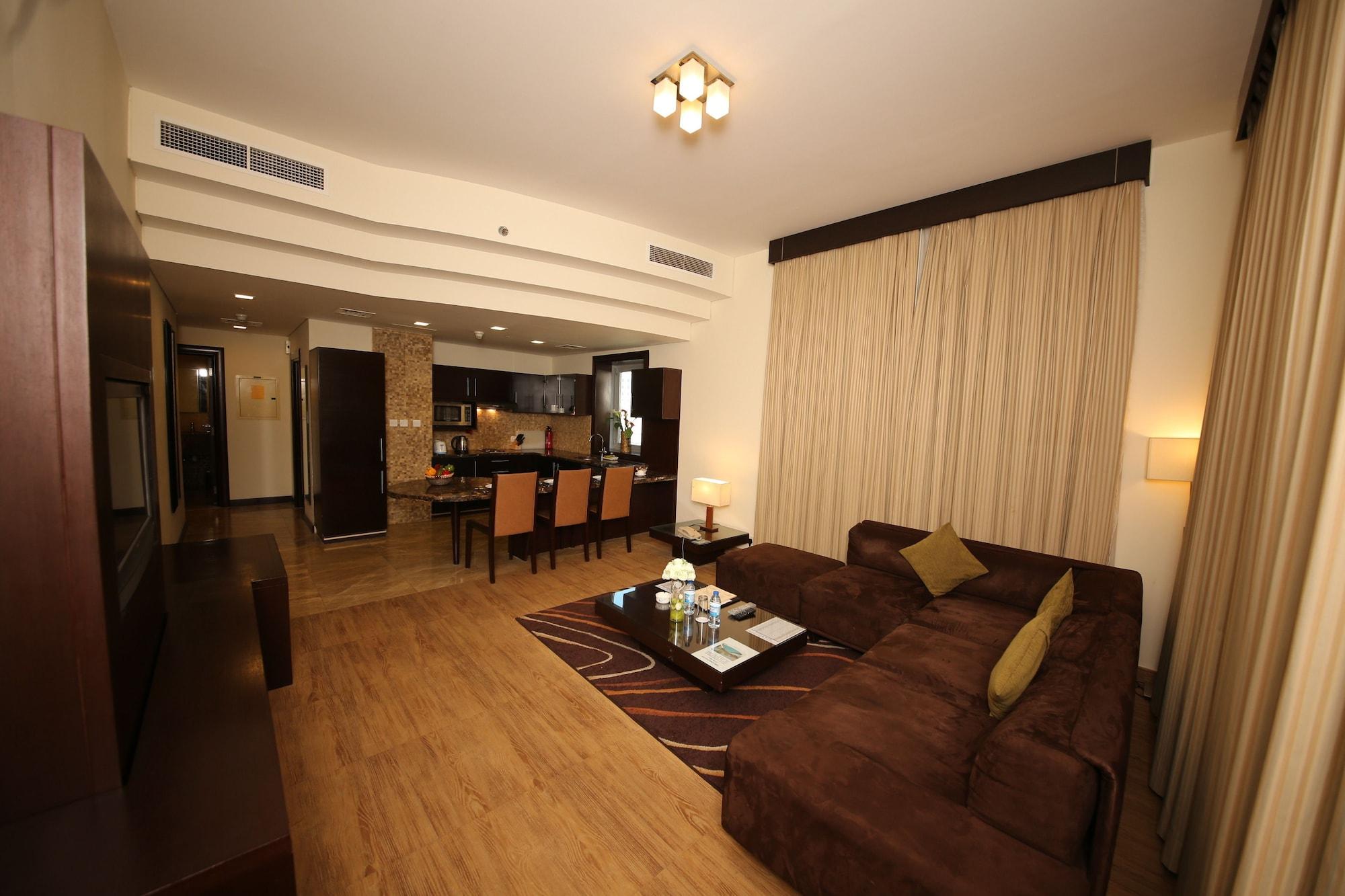 Tulip Creek Hotel Apartments Dubai Exteriör bild