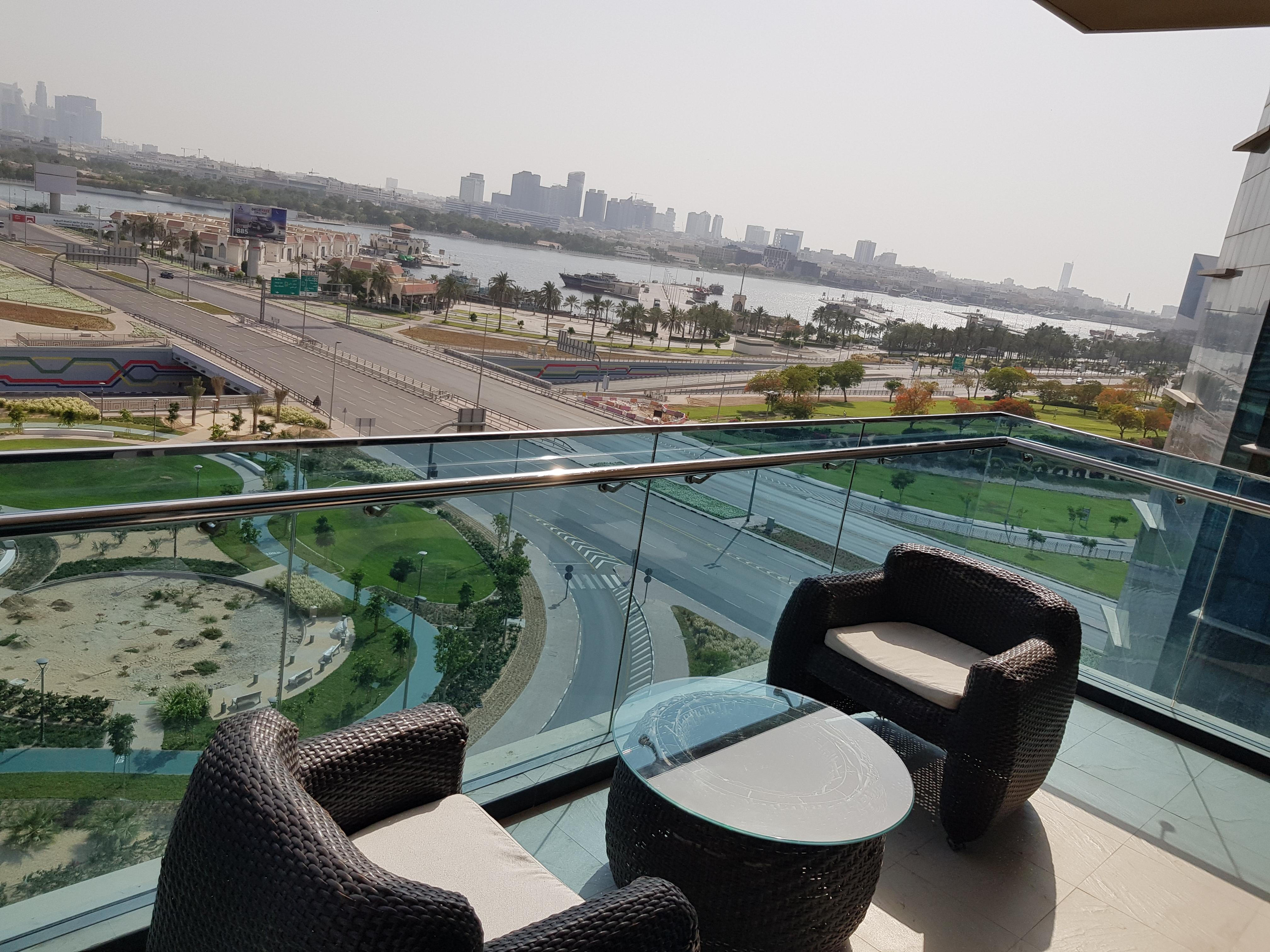 Tulip Creek Hotel Apartments Dubai Exteriör bild