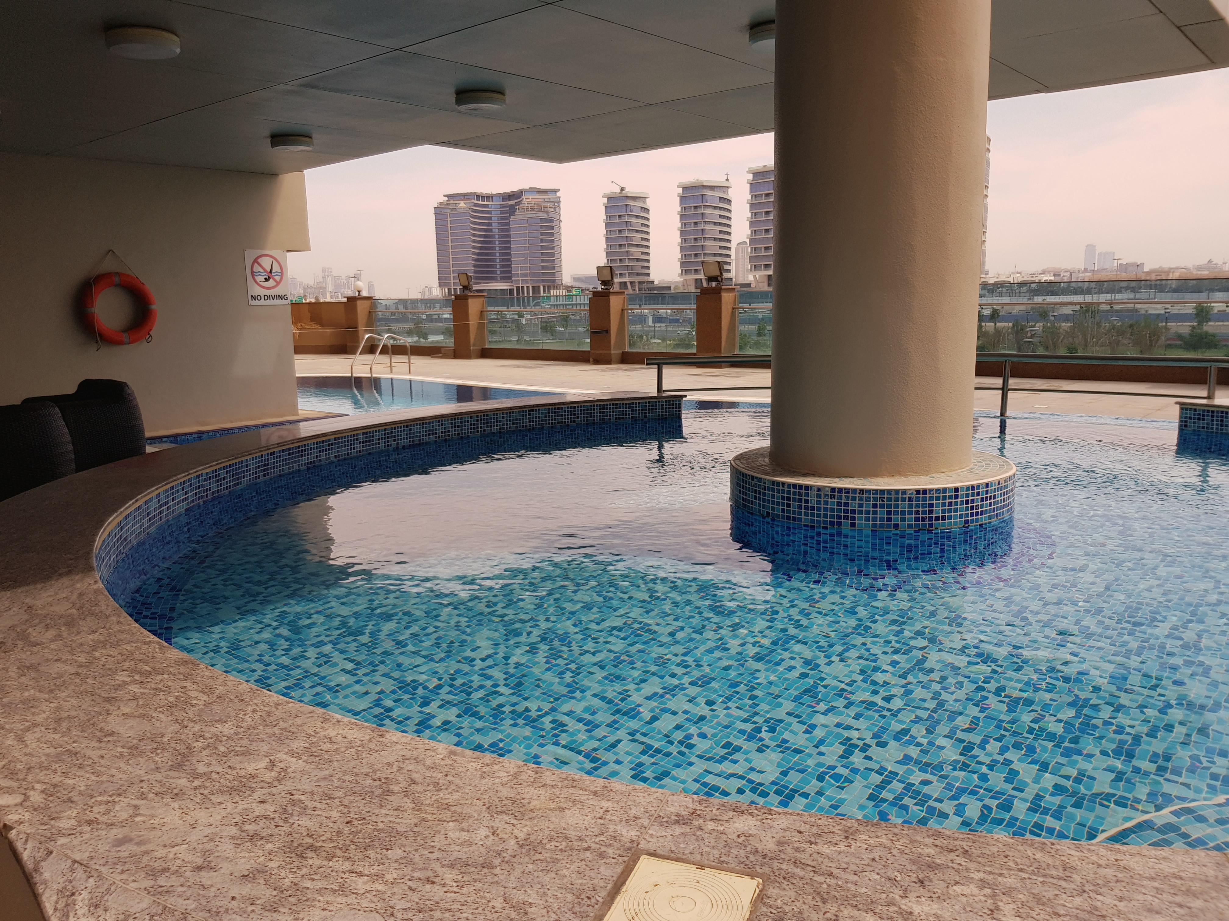 Tulip Creek Hotel Apartments Dubai Exteriör bild