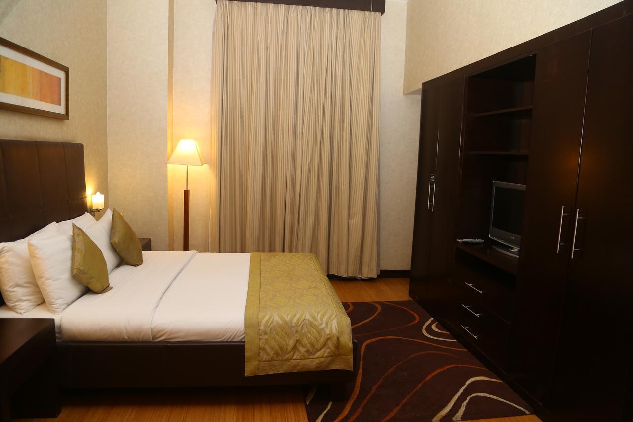Tulip Creek Hotel Apartments Dubai Exteriör bild